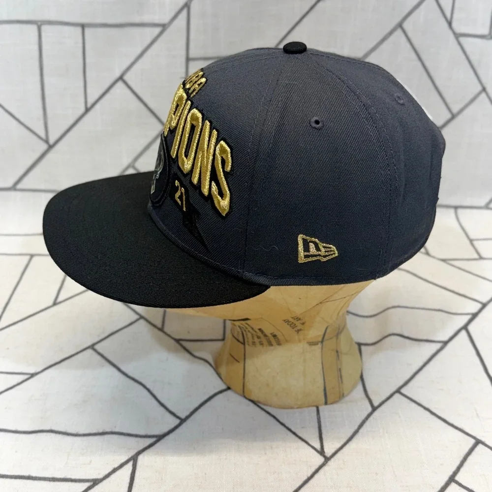 New Era Milwaukee Bucks Hat OSFM Grey 2021 NBA Champions 9FIFTY Snapback Cap